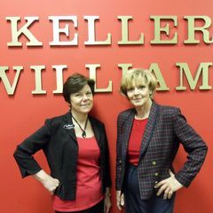 Alicia Green & Gisela Deen