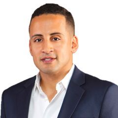 Jeremy Roberts, Broker